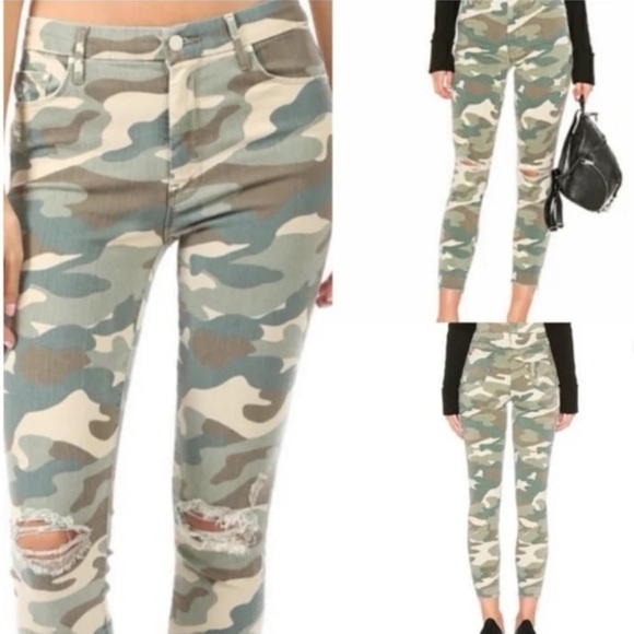 MOTHER Denim - MOTHER High Waisted Looker Ankle Fray Jeans in See Me Camouflage Green…size 24